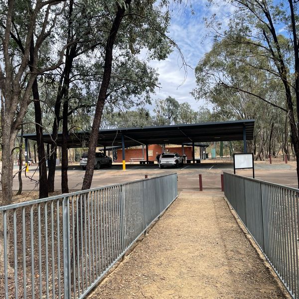 Chiltern Park Rest Area