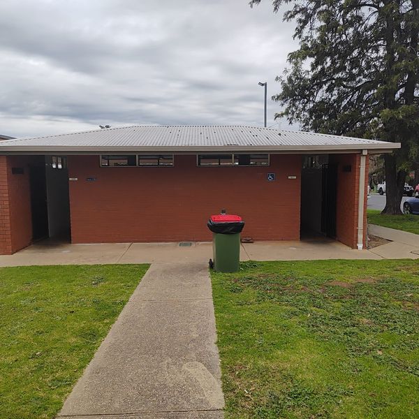 Memorial Hall